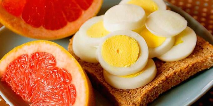 цитруси и варени яйца за диетата на Маги
